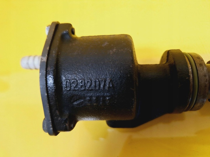фото №7, Насос вакуум vacu 028207a vw passat b4 1.9 tdi nr27