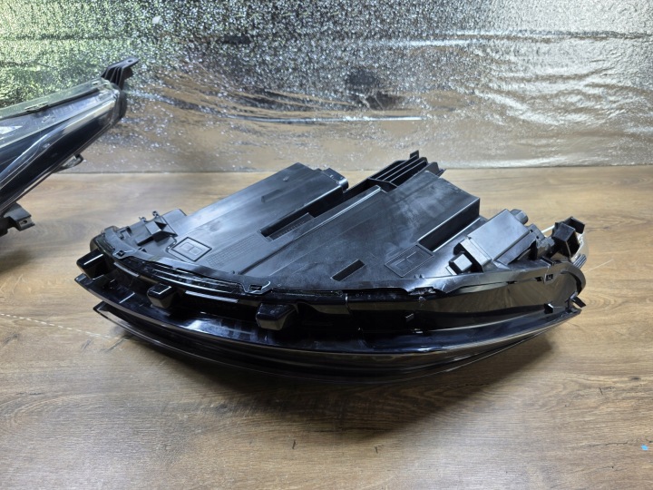 фото №11, Vw passat b9 3j0 фара передняя передняя правая 3j1941006