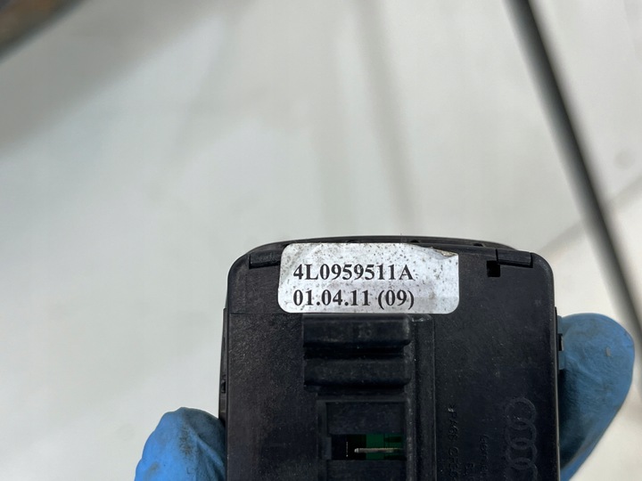 фото №7, Hak буксировочный audi a8 d4 электрический , комплект