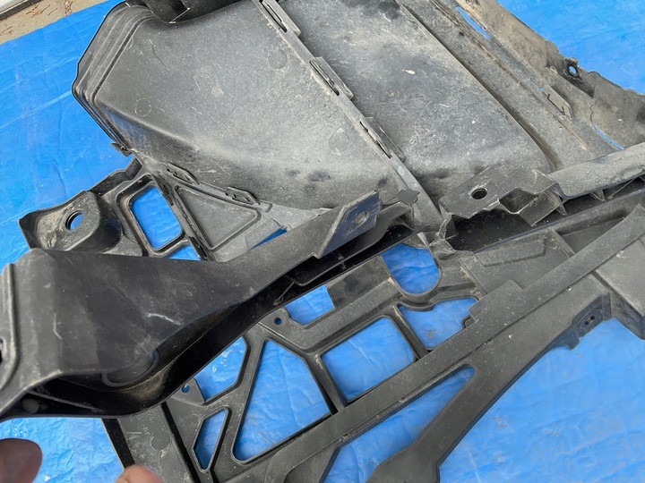 фото №6, Porsche 911 ковзун кріплення зад праві 992807194 992807606 оригінал