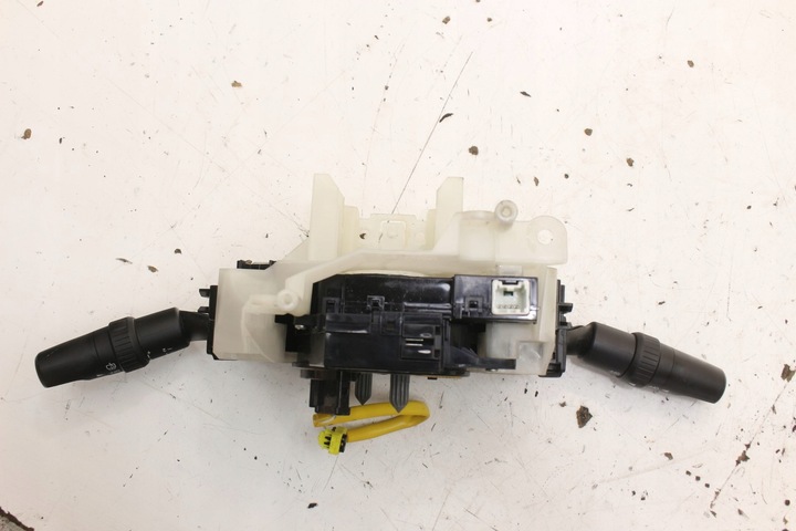 фото №10, Mazda 5 cr рестайлинг i 2.0 16v переключатель комбинированный лента подушка безопасности 17e675