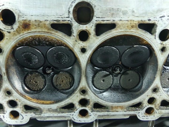 фото №9, Audi a8 d2 3.7 v8 головка двигуна 077103373ae