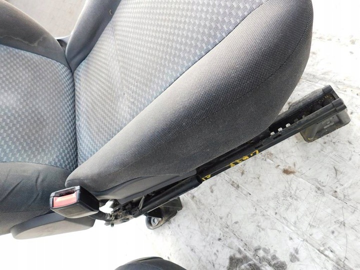 фото №9, Ford focus c-max i 2.0 tdci 2004r сидіння комплект