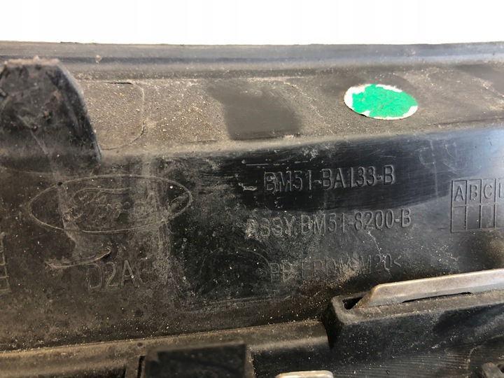 фото №7, Решітка решітка радіатора focus mk3 bm51-ba133-b