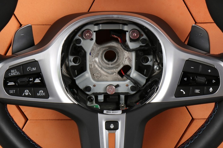 фото №10, Bmw g11 g12 g15 g30 g31 x5 g05 руль м-пакет с подогревом лепестки ассистент