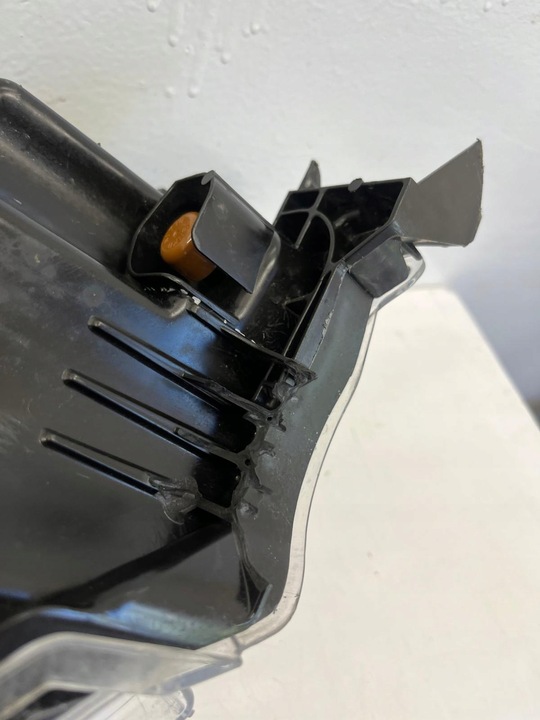 фото №11, Toyota hilux viii рестайлинг 20- лампа левая перед обычная eu