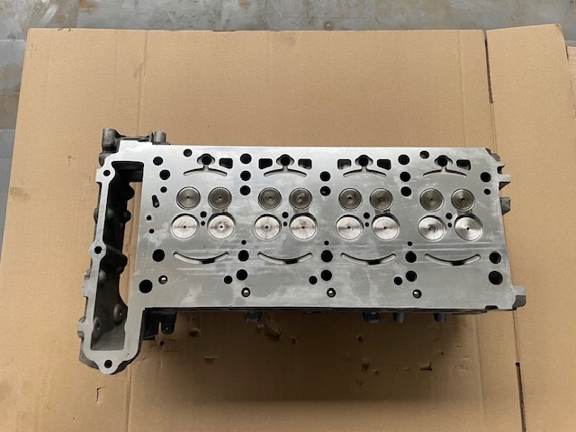 фото №9, Головка двигателя mercedes 2.2 cdi om651 r651016 sprinter 906 vito w212