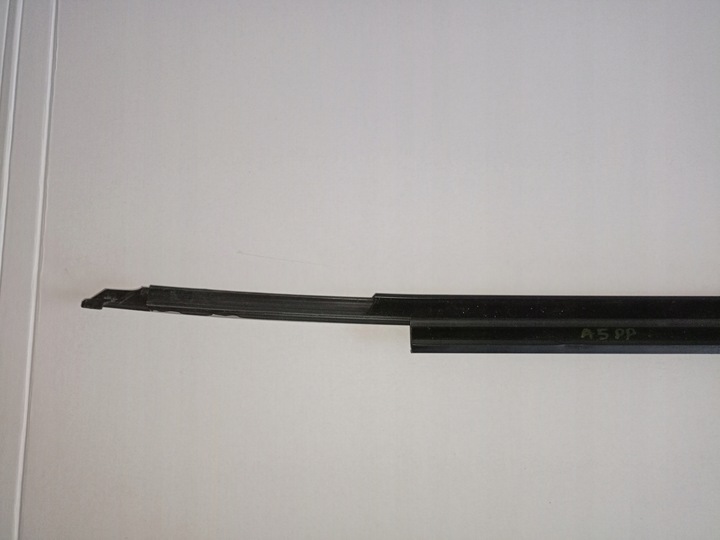 фото №5, Планка накладка дверь хром перед правые 8t8853284f audi a5 8t