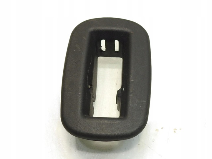 фото №1, Захист заглушка сидіння vw touran 1t3 рестайлінг 1t0883617