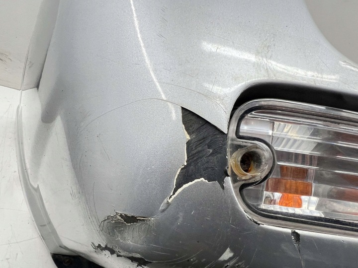 фото №7, Mitsubishi pajero iii рестайлінг 03-06 бампер зад задній 5d комплектний