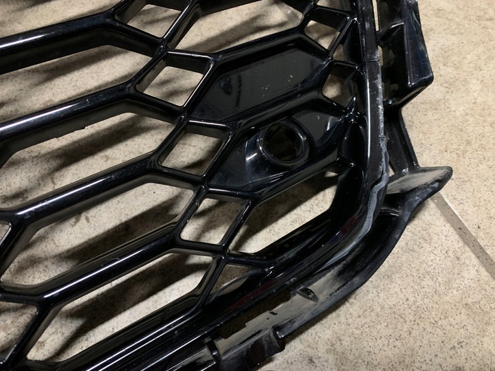 фото №7, Решётка радиатора решётка радиатор audi rs4 b9 рестайлинг камера 360