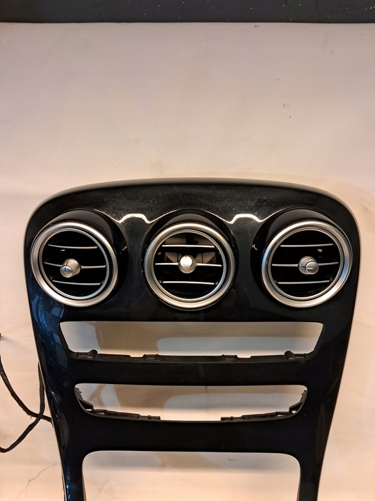 фото №5, Панель средний dekor туннель решётки mercedes w205 a2056803208