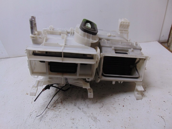 фото №10, Отопитель кондиционера toyota urban cruiser 87050-52240 европа