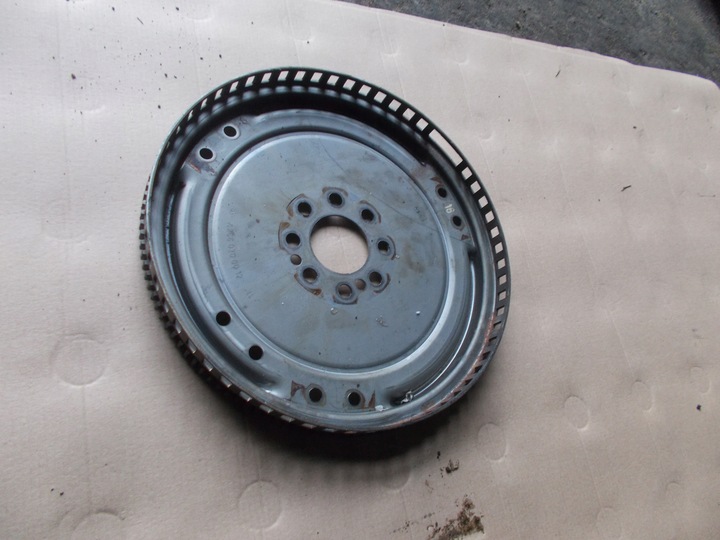 фото №1, Mercedes b w245 1.5 b. колесо маховики