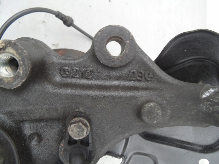 фото №3, Поворотна опора ступиця ліва перед mercedes e клас w212