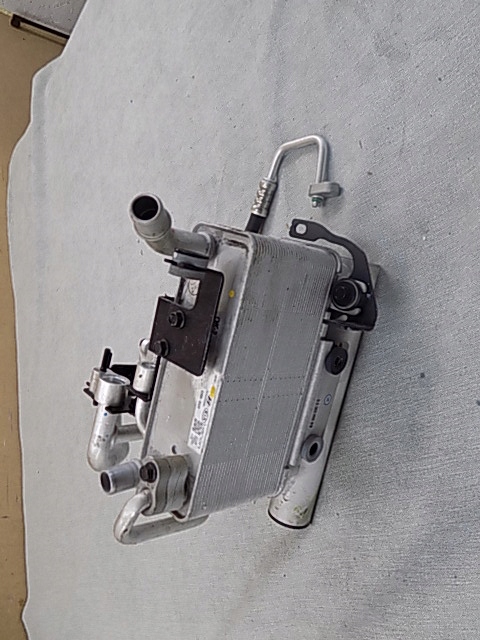 фото №8, Hyundai ioniq 5 радиатор кондиционера 97606-gi520 комплектная з проводами