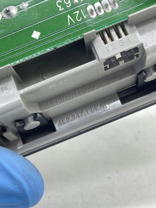 фото №8, Audi q7 4l s-line лампа внутрішня освітлення кабіни чорна