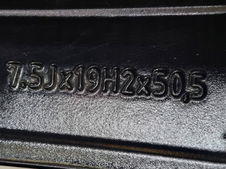 фото №11, Volvo xc60 2018 все диски алюминий r19
