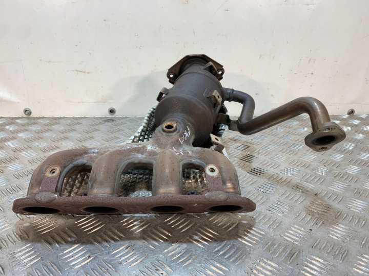фото №8, 2017 toyota prius xw50 katalizator/dpf at37130