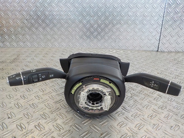 фото №1, C класс w205 2.0 переключатель комбинированный