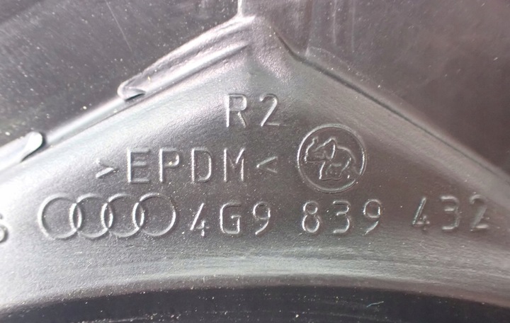 фото №12, 4g9839432 прокладка стёкла правый зад a6 c7 4g универсал