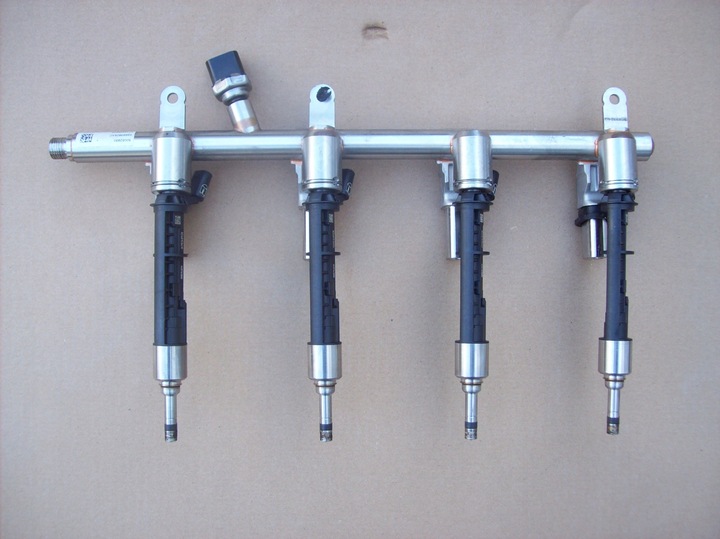 фото №1, Alfa romeo giulia stelvio 2.0t планка впрыскивающий