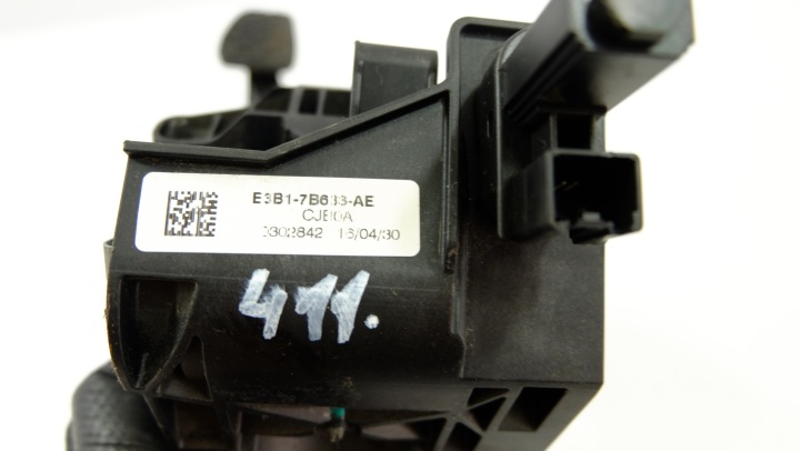 фото №9, Ford ka plus педаль сцепления помпа e3b1-7b633-ae