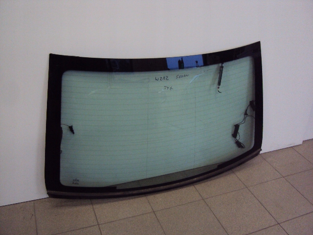 фото №1, Скло зад mercedes e-klasa w212 sedan 11 рік