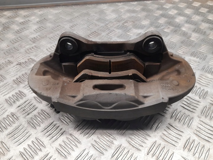 фото №8, Audi q5 3.0 80a615106q перед сторона права затискачі