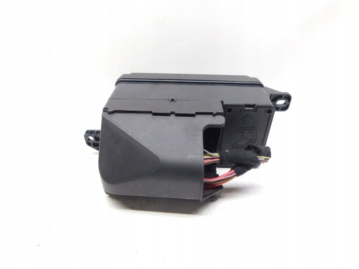 фото №3, Блок запобіжників 9213372 - mini cooper r55 r56 r57 r58 r60 r60 r61