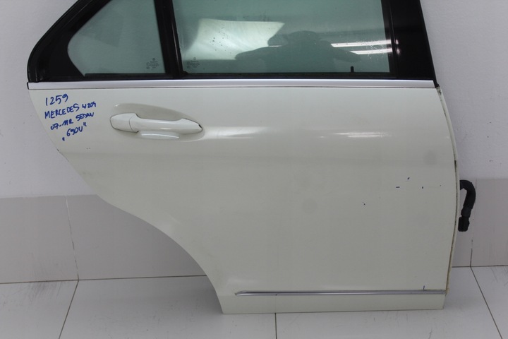 фото №9, Двері праві зад mercedes w204 sedan 07-11r 690u