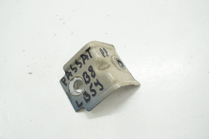 фото №1, Vw passat b8 кронштейн крила правий перед lb5j 3g0809471