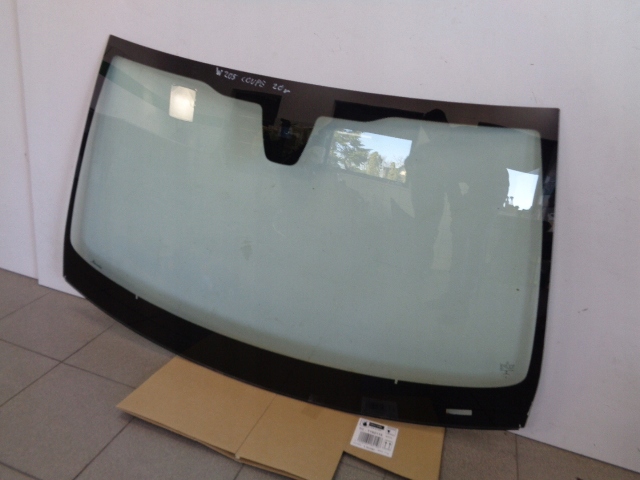 фото №3, Скло лобове перед mercedes c-klasa w205 купе рестайлінг 2019 рік