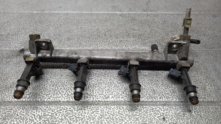 фото №1, Планка впрыскивающий daewoo tacuma 2.0b 02r 90411551