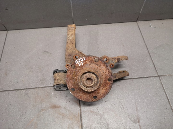 фото №1, Поворотный кулак правые зад audi a8 d2 передний fl