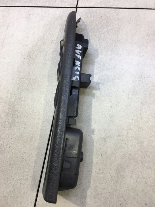 фото №10, Панель стёкла левый перед toyota avensis t22