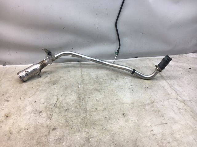 фото №1, Volvo xc60 ii труба заливка топлива 32242790 vck06e