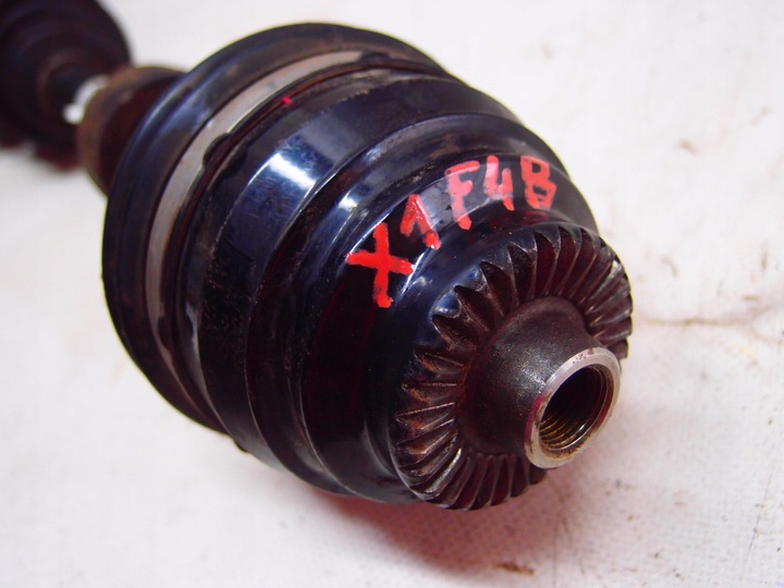 фото №13, Полуось правый перед bmw x1 f48 2.0d 8740280