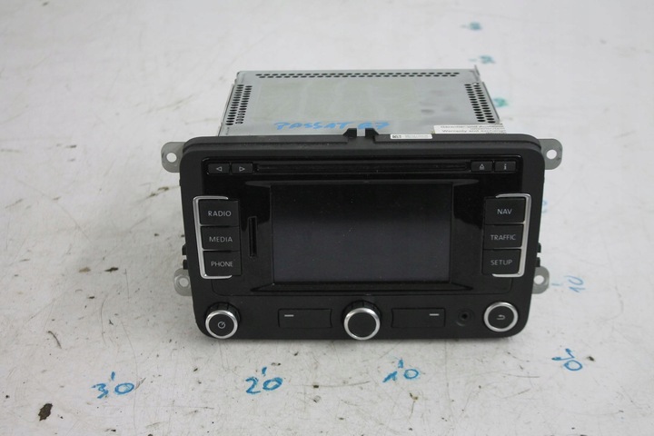 фото №1, Радио cd навигация заводские 3c8035279m vw passat b7