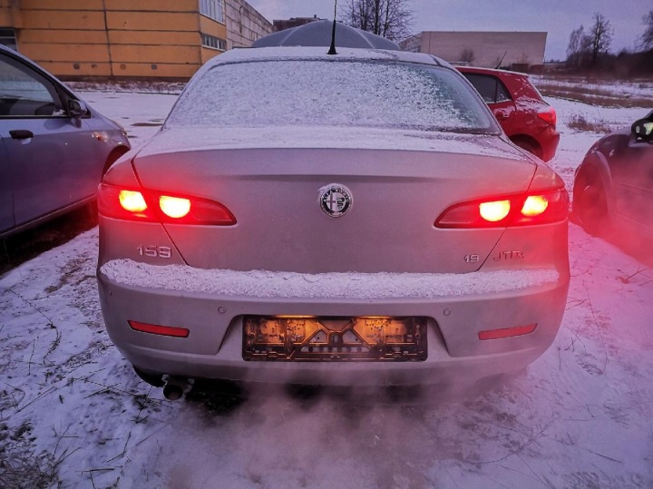 фото №7, Alfa-romeo 159 впуск воздуха do кабины 2007 1.9l ls376611 3964st
