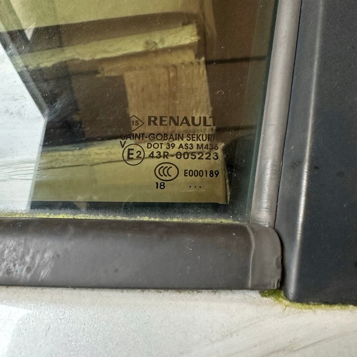 фото №3, Renault zoe двері задні ліві зад лівий аксесуари скло планка замок ручка
