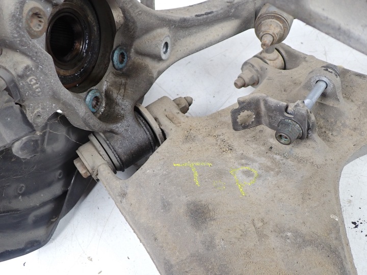 фото №8, Поворотна опора важелі праві зад audi s8 d3 5.2 03428921, 4e0505361