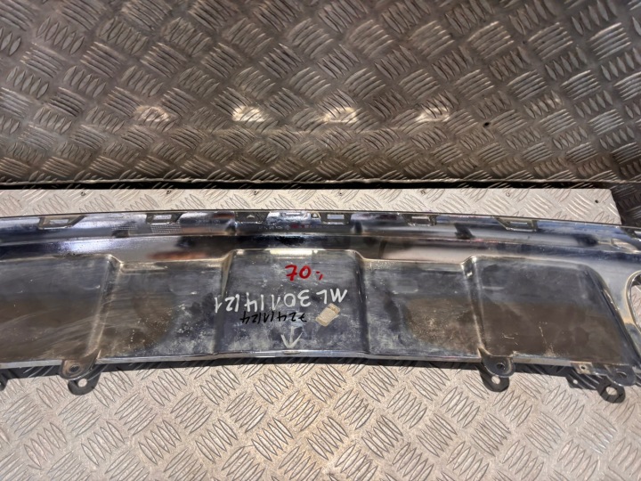 фото №9, Спойлер бампера зад mercedes glk 204 a2048857423