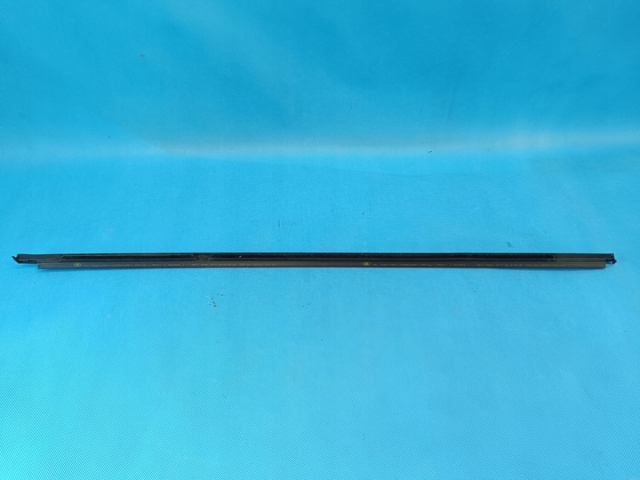 фото №1, Skoda octavia iv combi 1,5tsi 110kw 21r прокладка дверь левый зад 5e7839477b