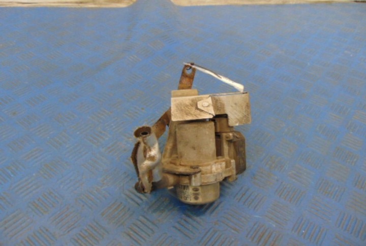фото №6, Volkswagen golf iv hb 1.6 8v главный тормозной цилиндр 1j0612181
