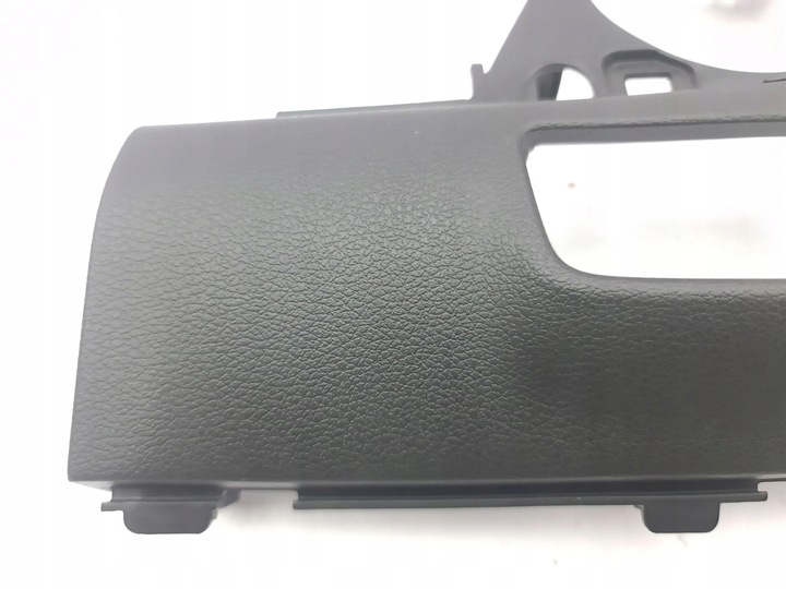 фото №11, Hyundai kona i 2019 права сторона рамка панелі розподільчої