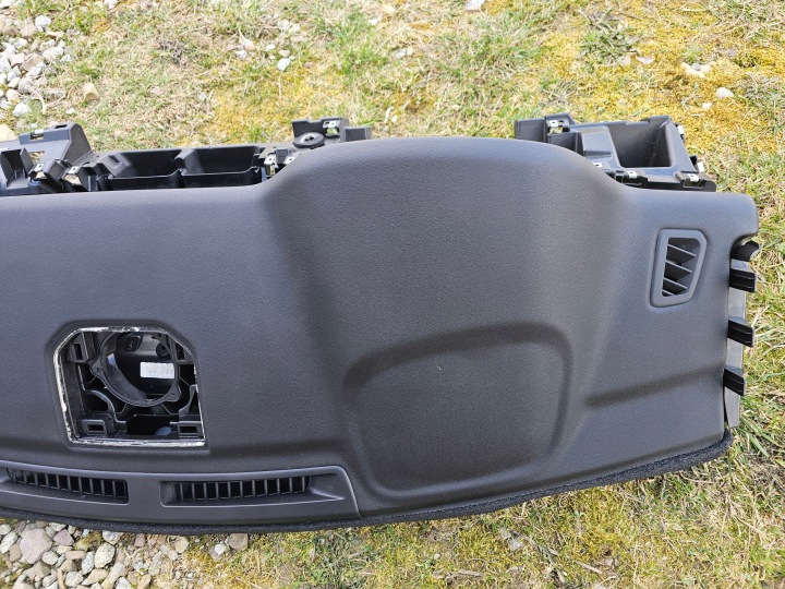 фото №8, Оригінальна торпедо роздавальна консоль l550 range land rover discovery sport