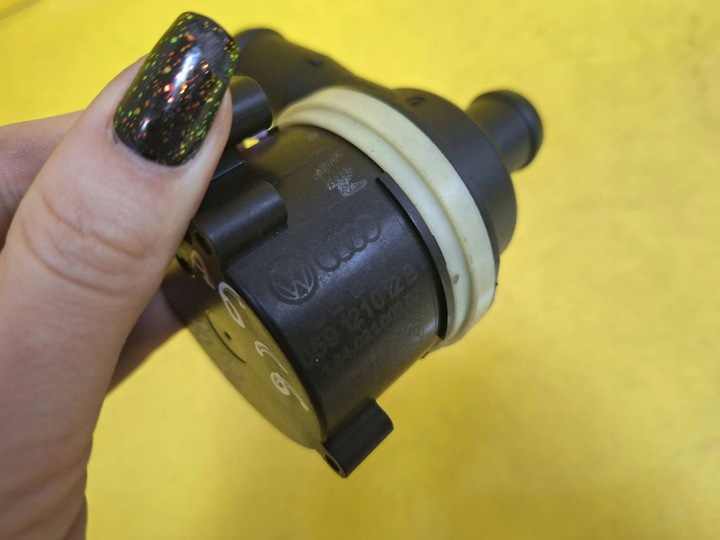 фото №6, Додатковий насос циркуляційна помпа води audi a6 c6 nr42