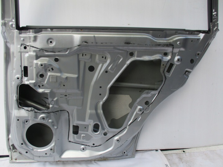 фото №13, Двері праві зад subaru legacy outback 09-14r універсал
