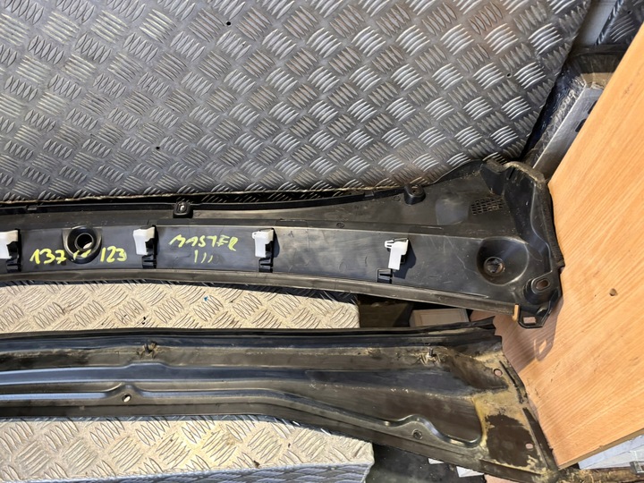 фото №7, Панель под лобовым стеклом верхний renault master iii movano 10-19 668110010r